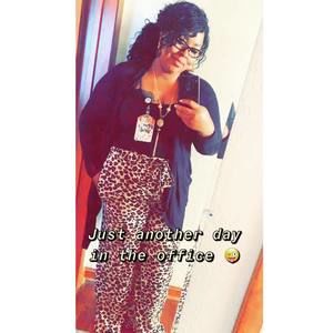 Meet your Posher, Leanna